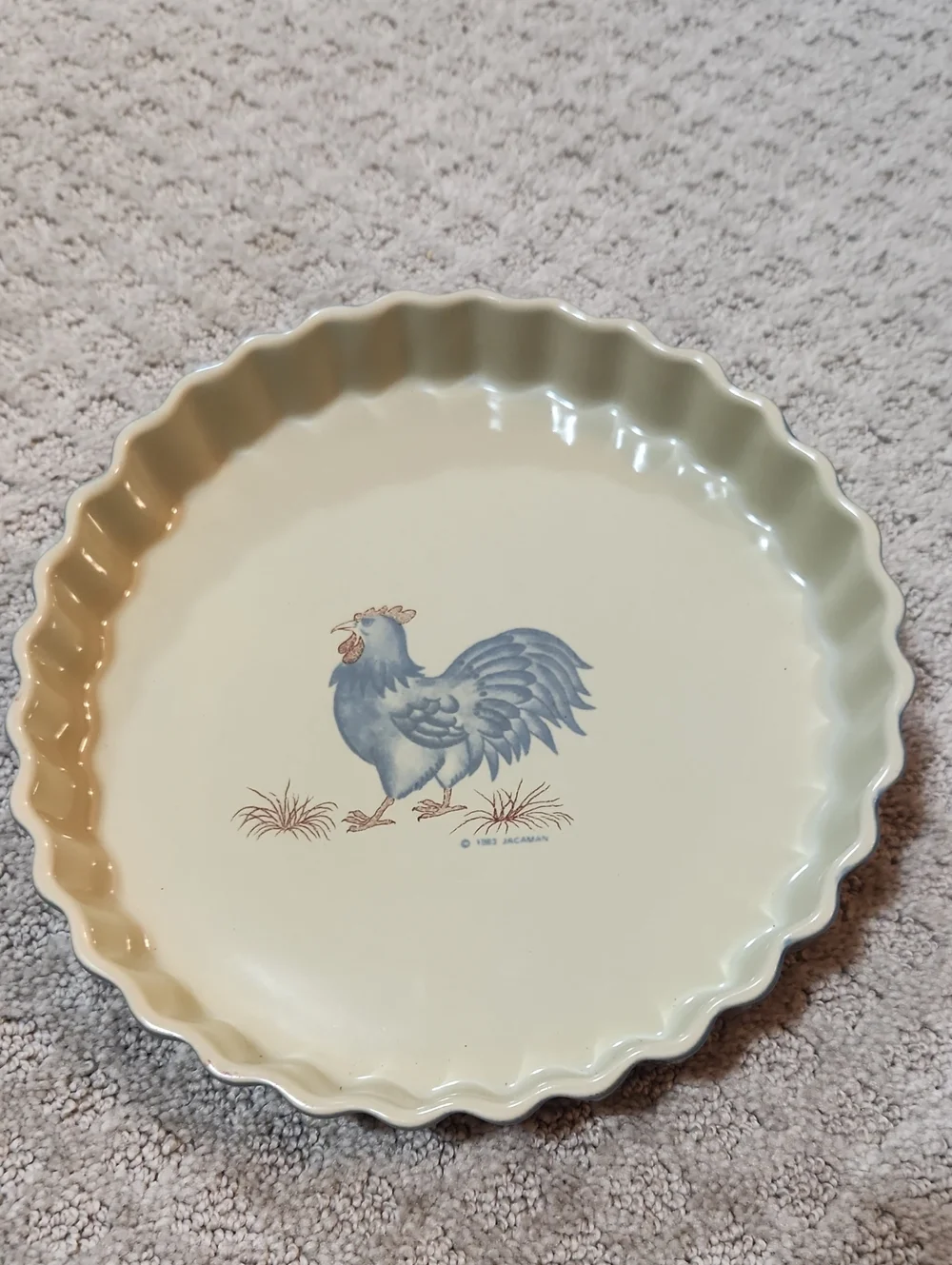 Vintage 1983 Jacaman Pie Dish Rooster Chicken Blue & Red